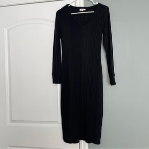 Roolee Long Sleeved Black Sweater Dress | Size S